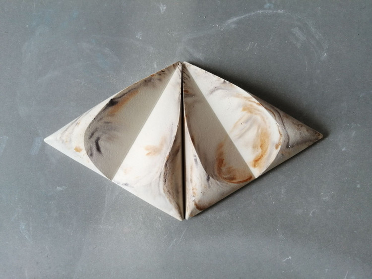 سنگ مصنوعی طرح گل مثلثی