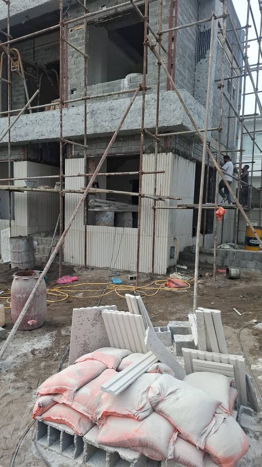 مراحل اجرای بتن اکسپوز در شهرکرد