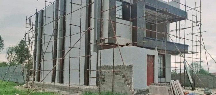 اجرای میکروسمنت در صومعهسرا در ویلا و فضاهای داخلی